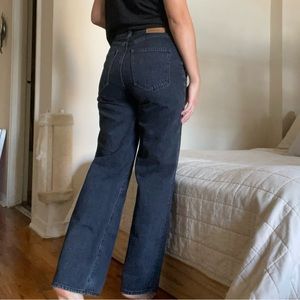 Aritzia Denim Forum - The Farrah High Rise Wide Leg 28L